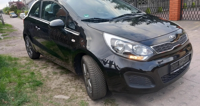 Kia Rio cena 19900 przebieg: 103130, rok produkcji 2013 z Zalewo małe 191